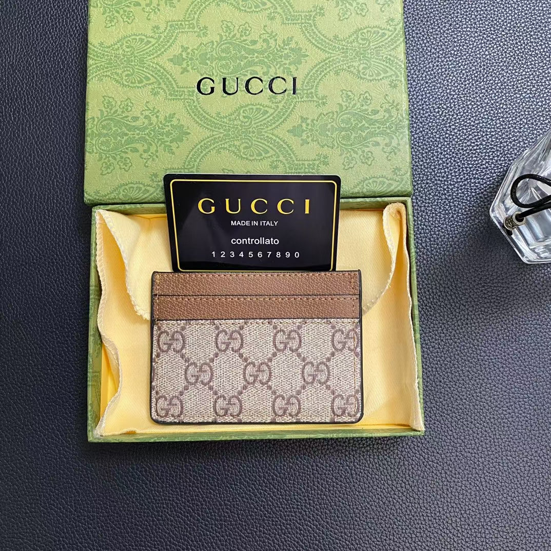 Durable Gucci Card Cases
