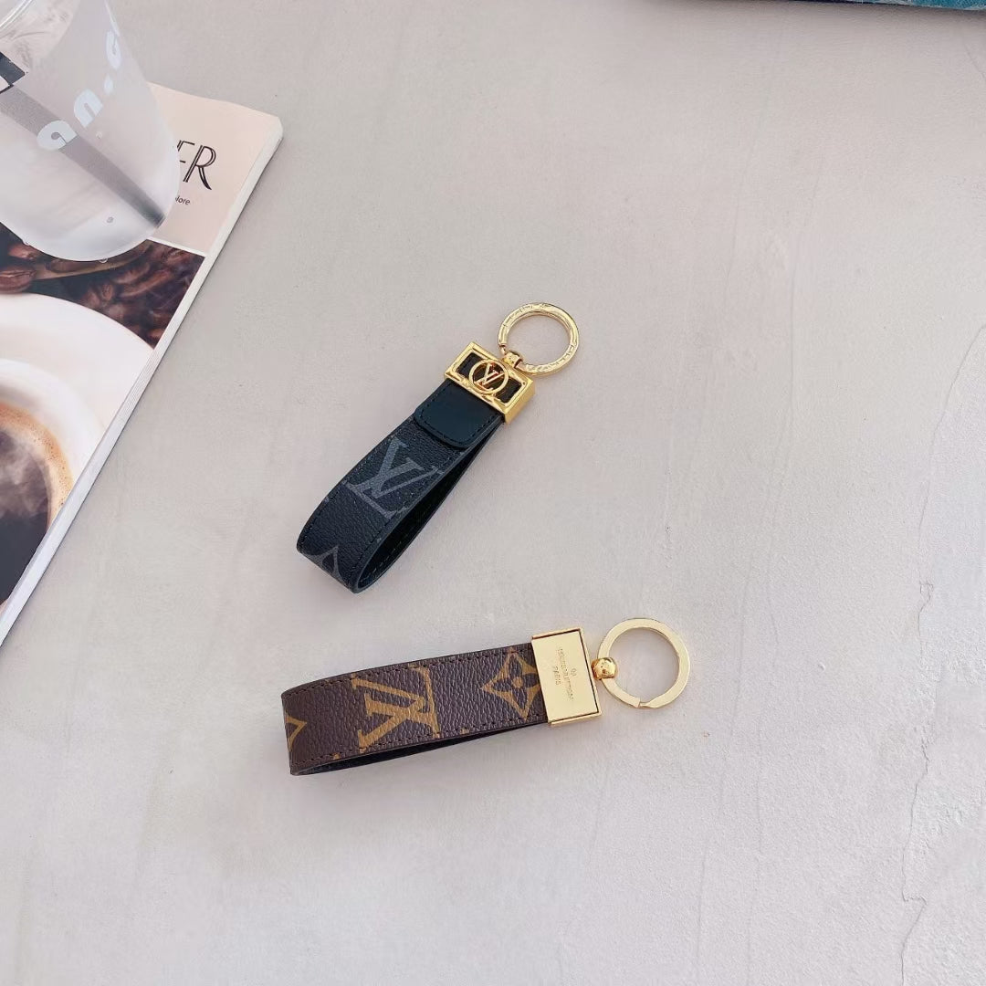 Fashionable Louis Vuitton Keychain Stylish