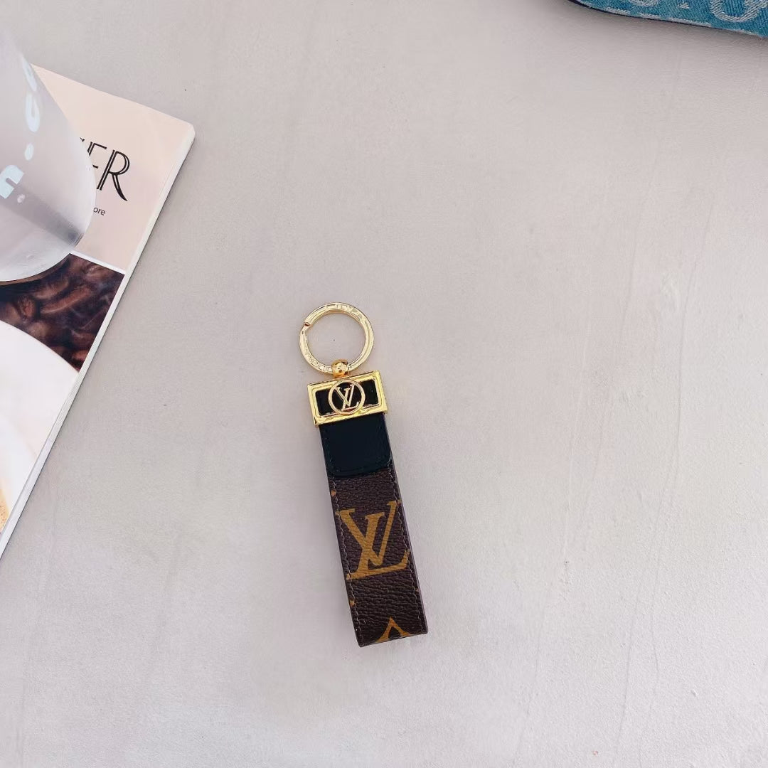 Fashionable Louis Vuitton Keychain Stylish