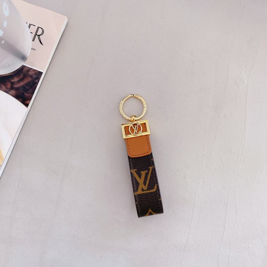 Fashionable Louis Vuitton Keychain Stylish