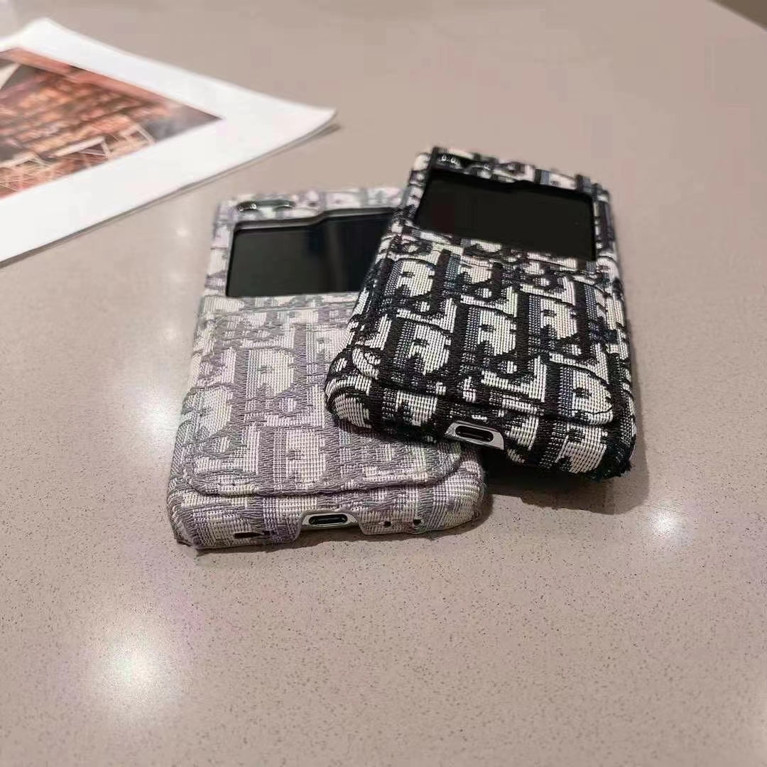 Christian Dior Phone Cases Show Half Screen