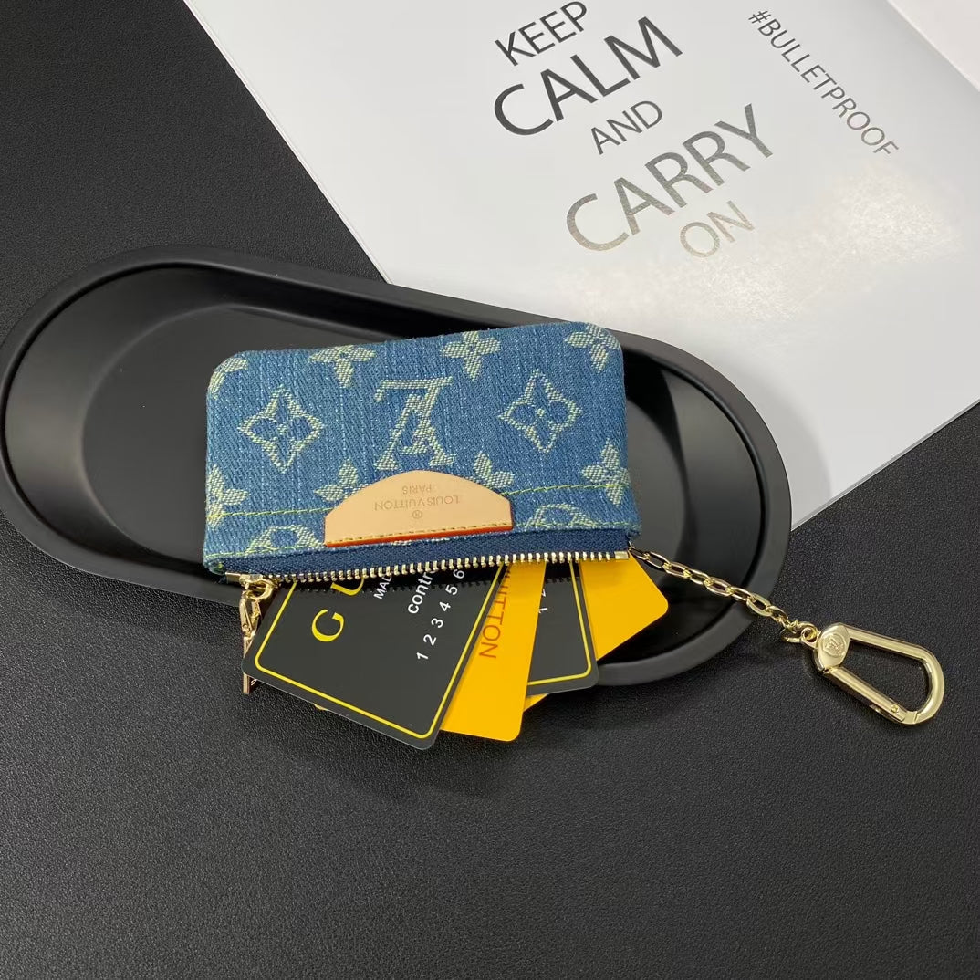Fashionable Louis Vuitton Wallet Card Cases