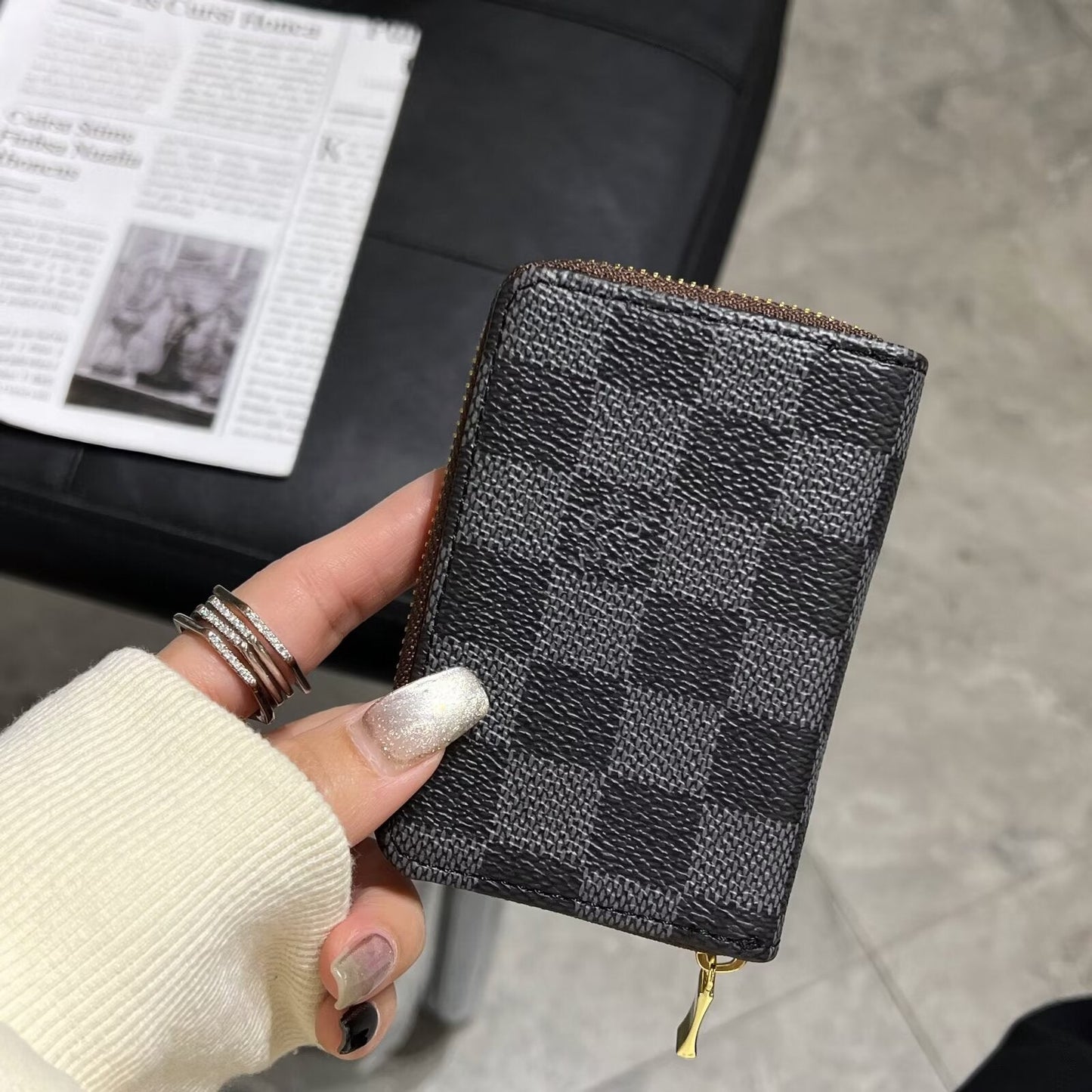 Louis Vuitton / Gucci Card Cases Durable and Elegant