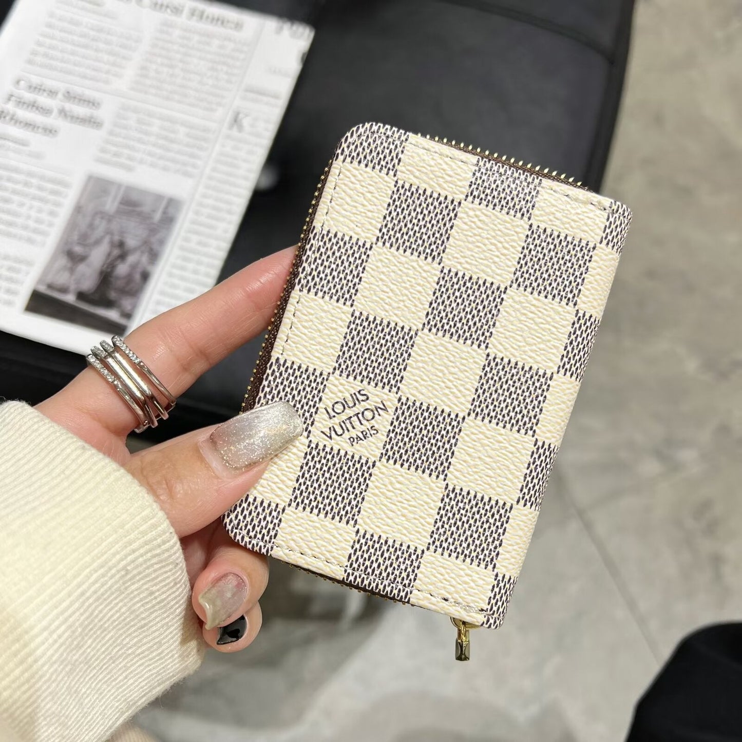 Louis Vuitton / Gucci Card Cases Durable and Elegant