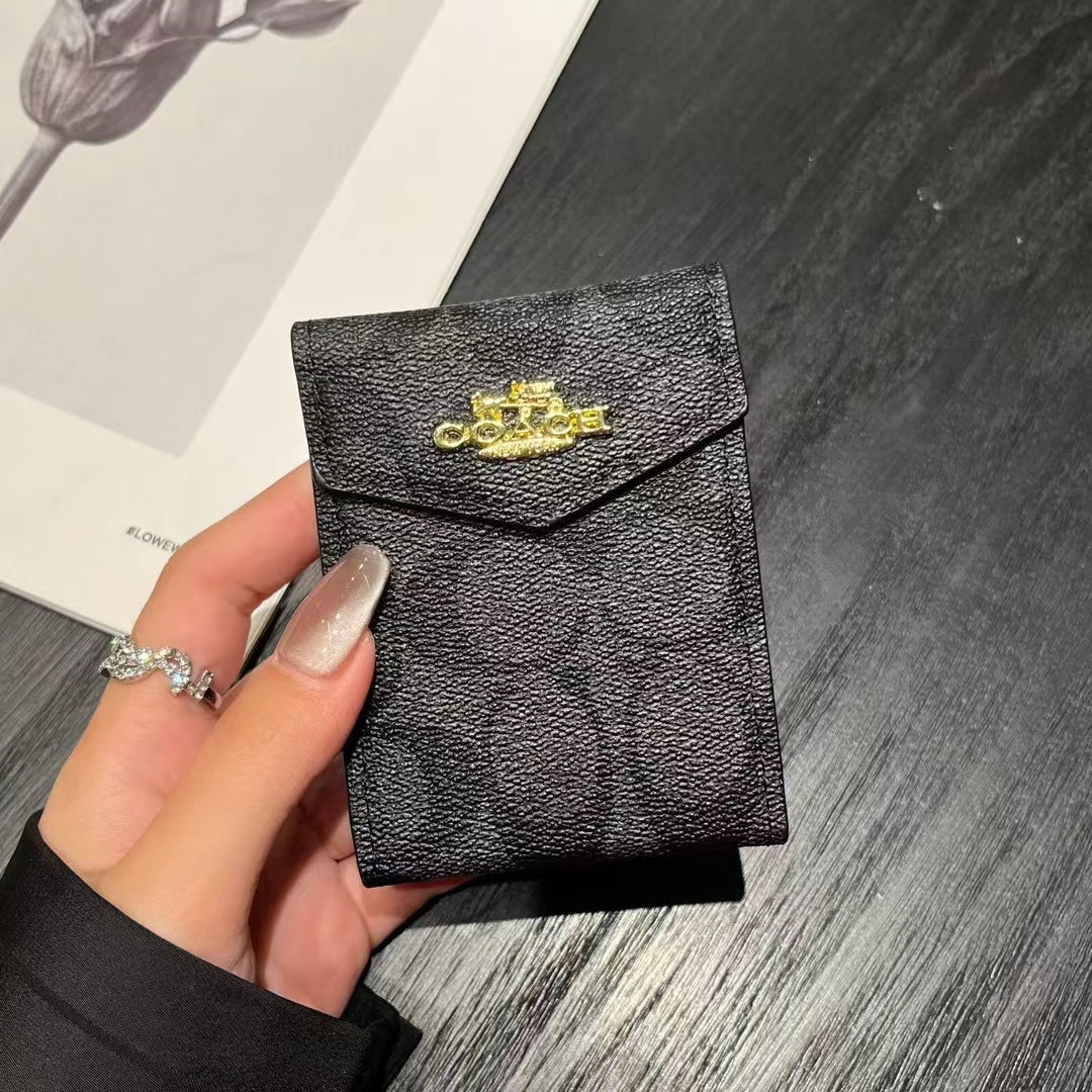 Durable Card Cases Coach / Michael Kors