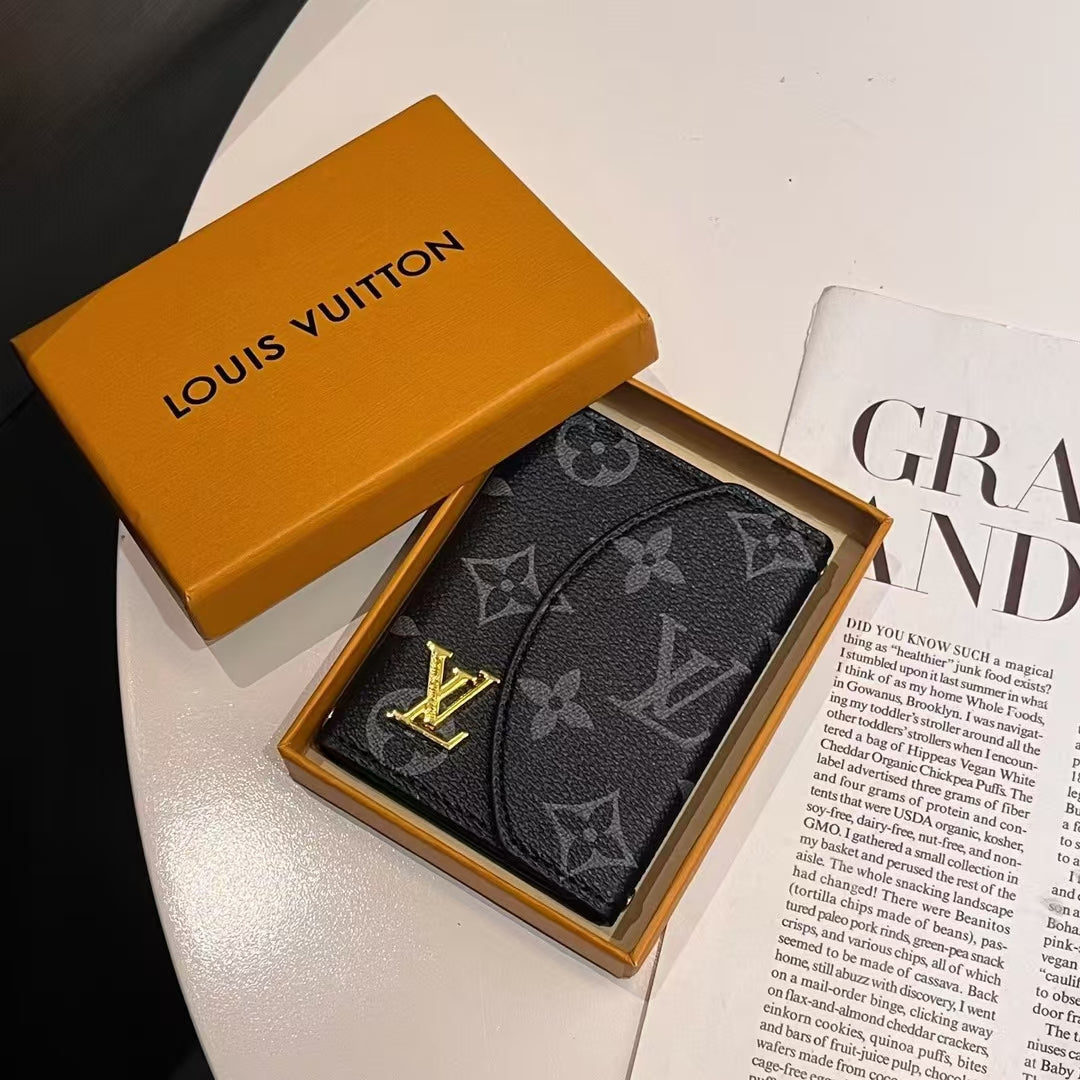 Louis Vuitton Card Cases Fashionable