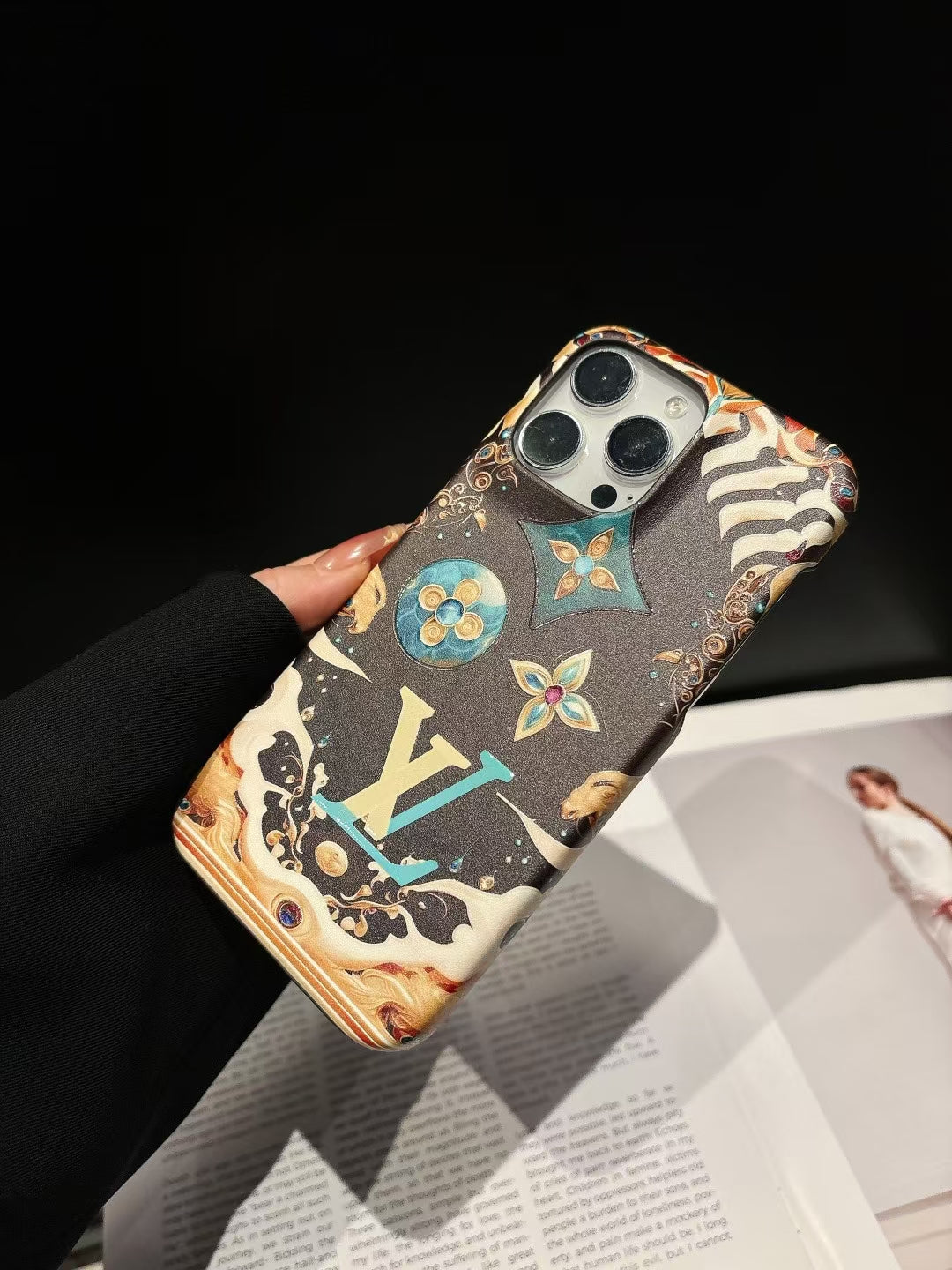 Fashionable Louis Vuitton iPhone Cases