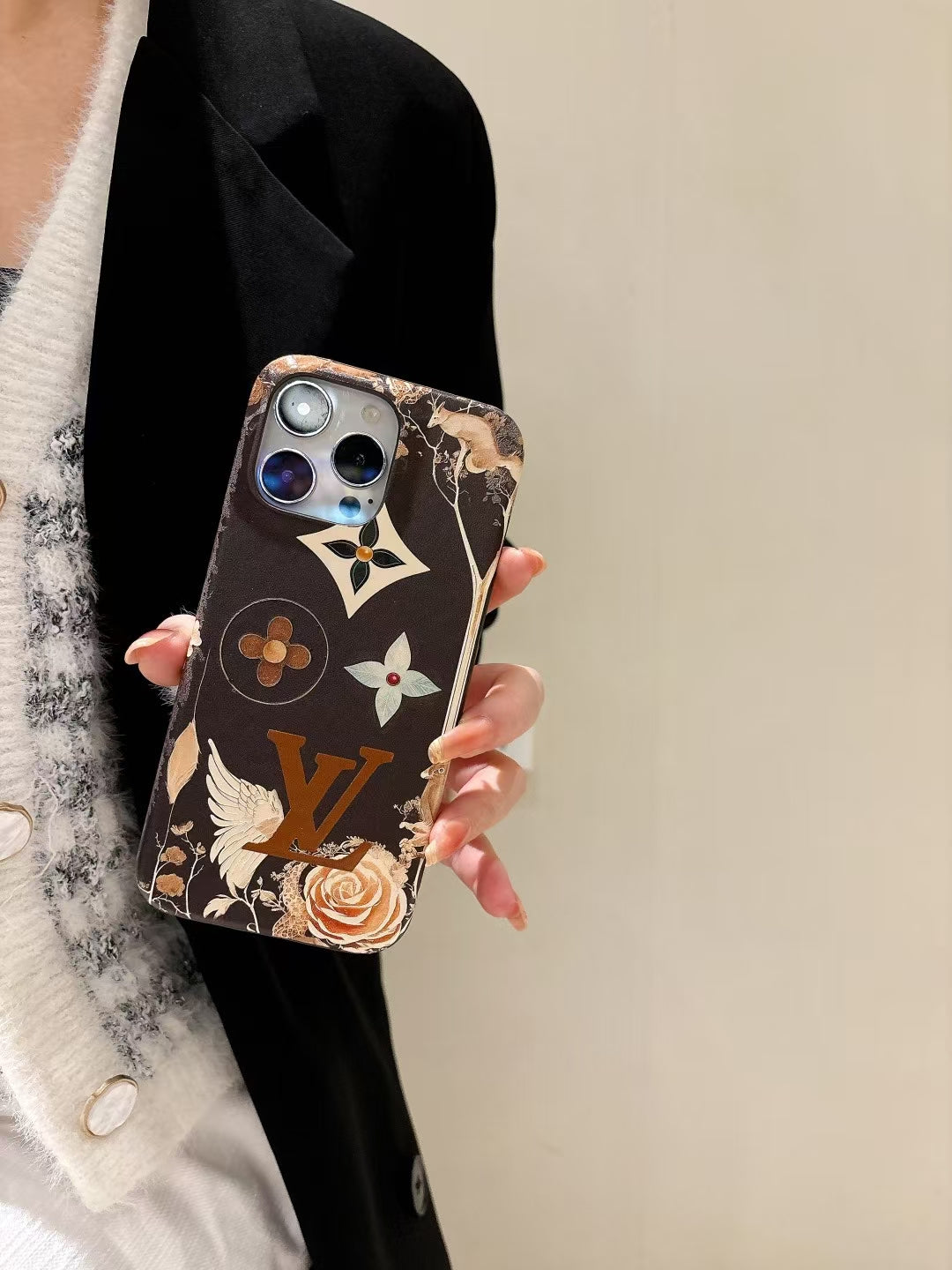 Fashionable Louis Vuitton iPhone Cases