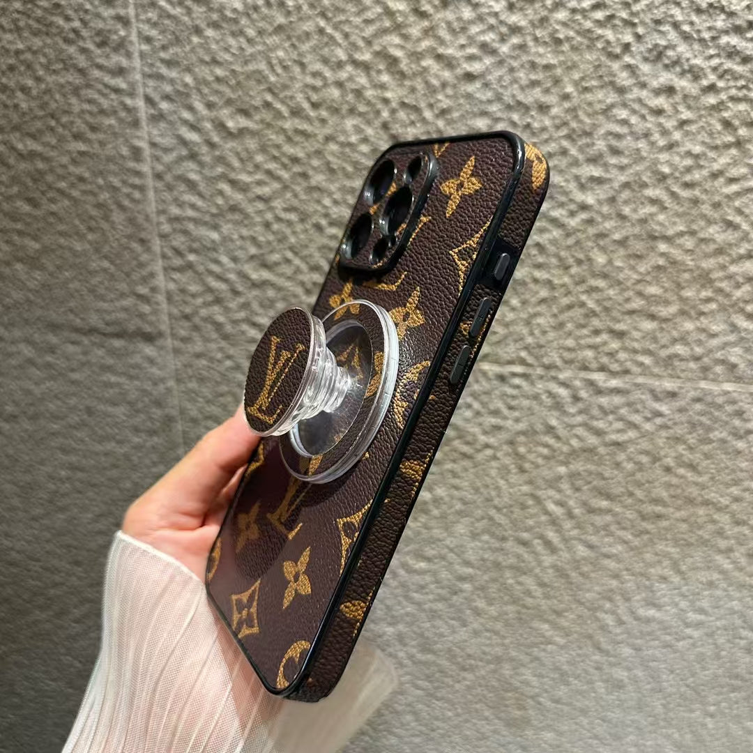 Louis Vuitton / Gucci iPhone Cases Durable and Elegant