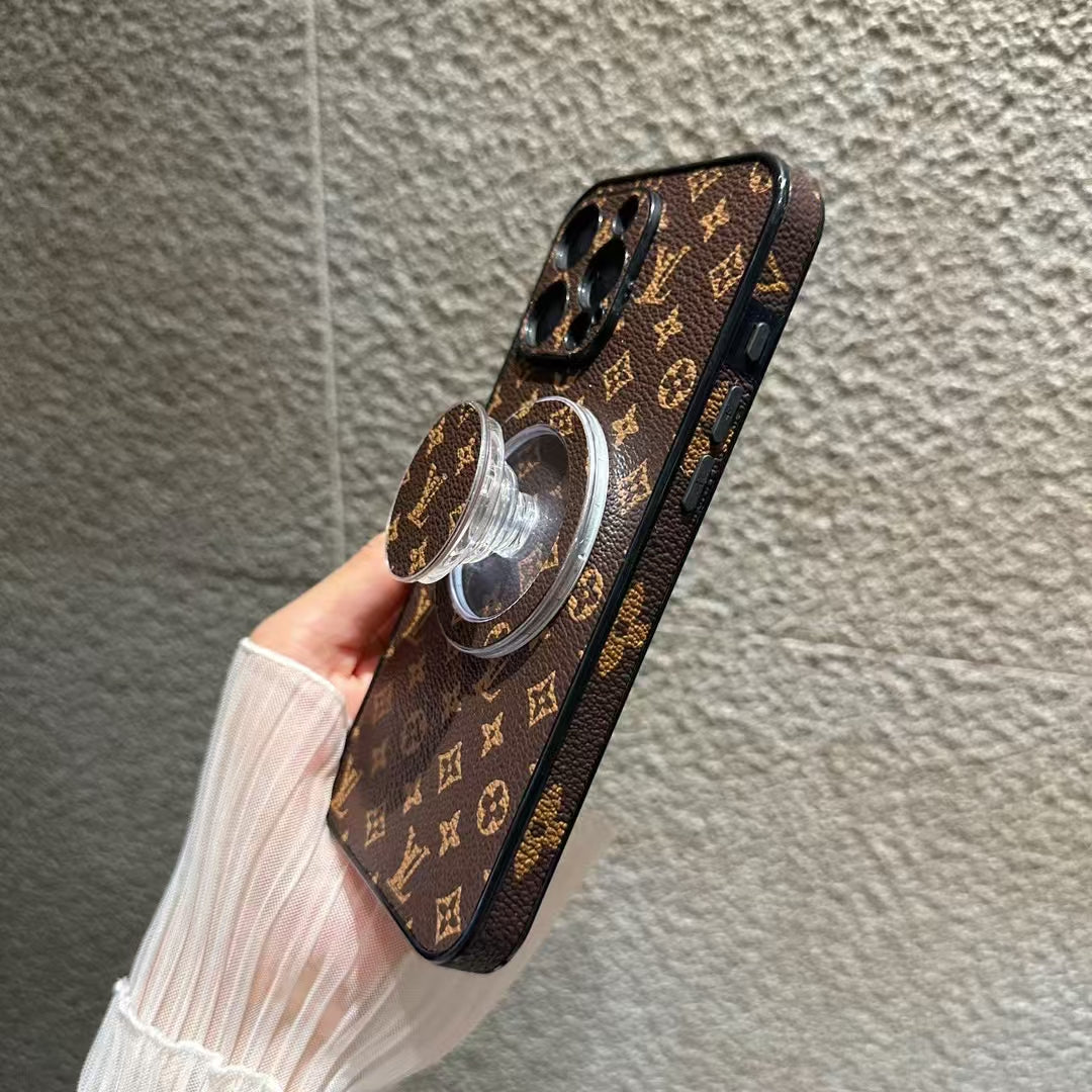 Louis Vuitton / Gucci iPhone Cases Durable and Elegant