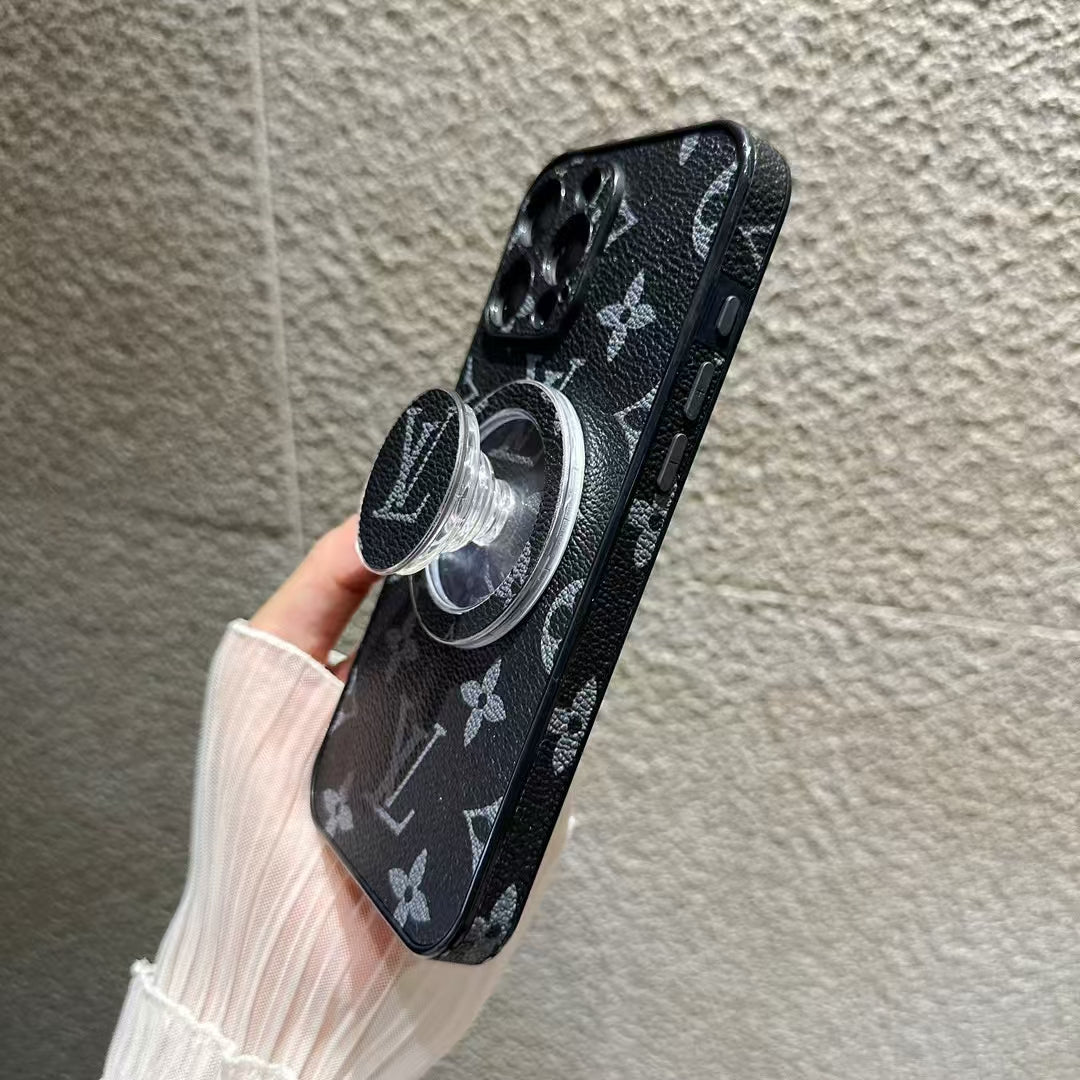 Louis Vuitton / Gucci iPhone Cases Durable and Elegant