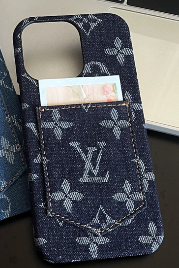 Fashionable Louis Vuitton Phone Cases