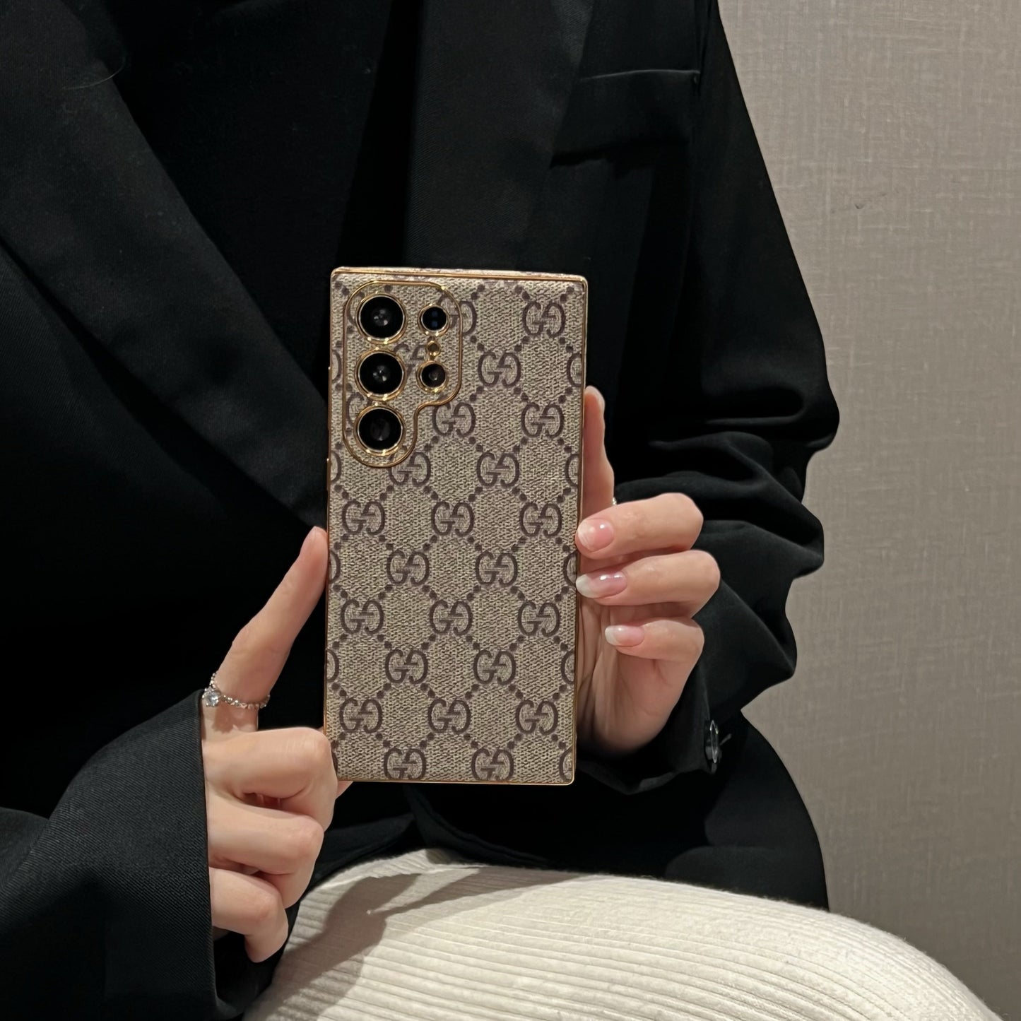 Elegant Louis Vuitton / Gucci Samsung Phone Cases