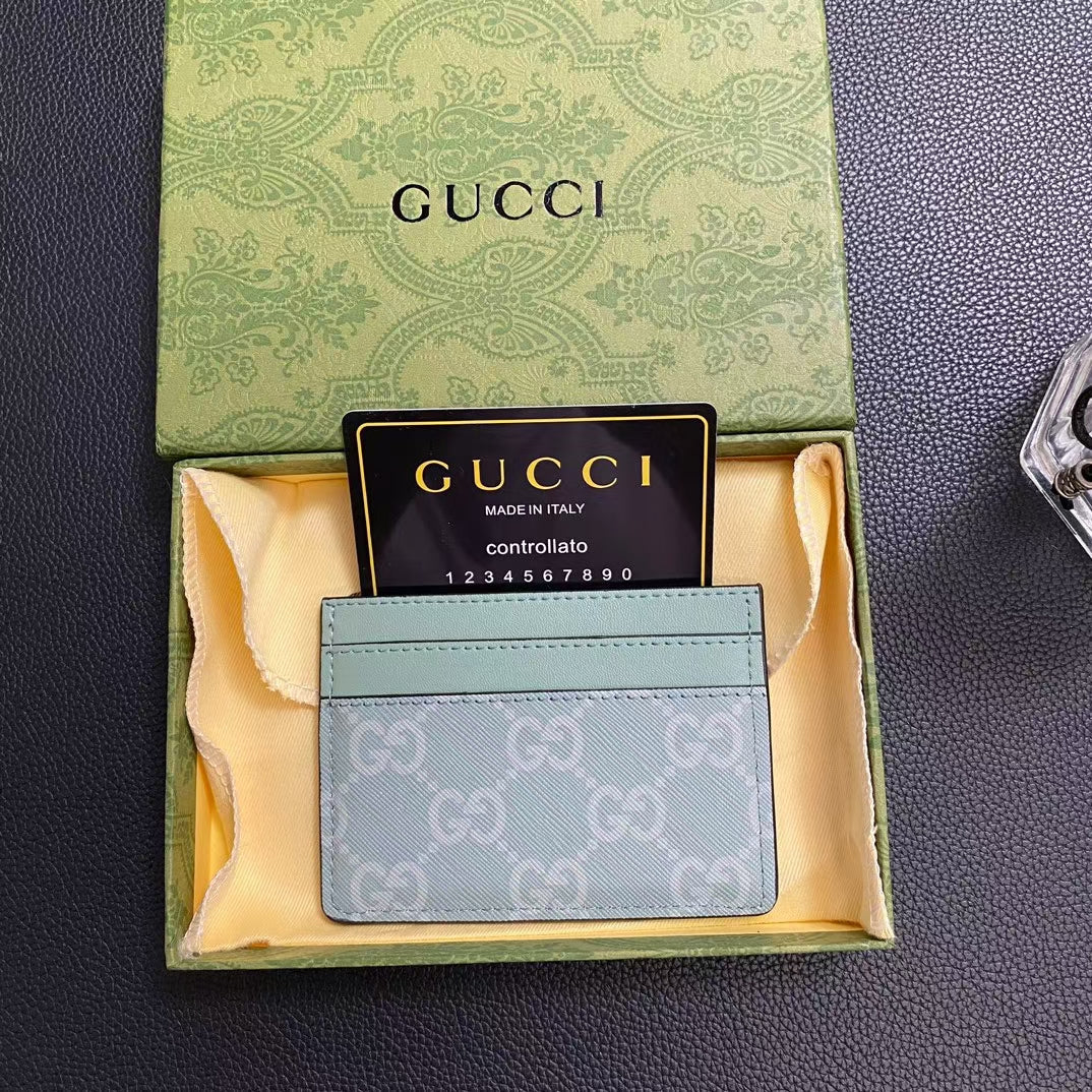 Durable Gucci Card Cases