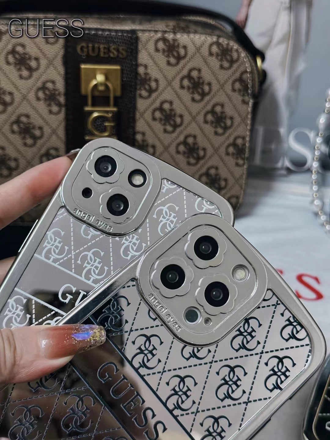 Fashionable Gucci iPhone Cases