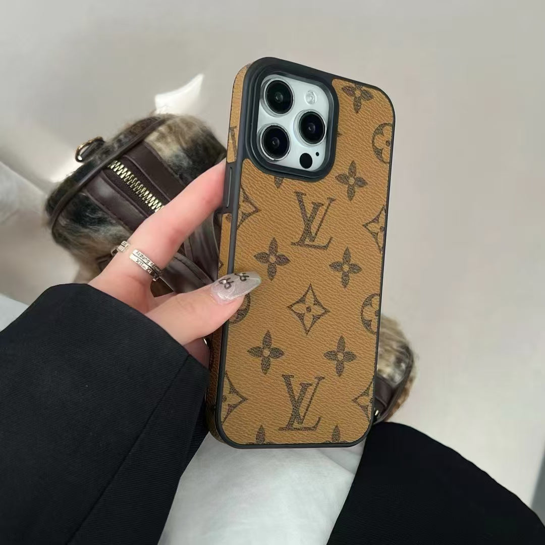 Fashionable and Elegant Louis Vuitton iPhone Cases