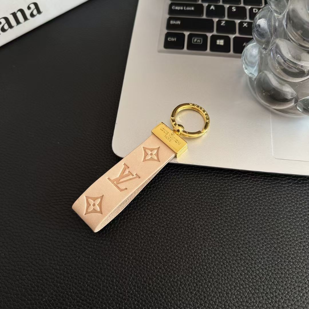 Yebo Fashion EliteCarry Keychain