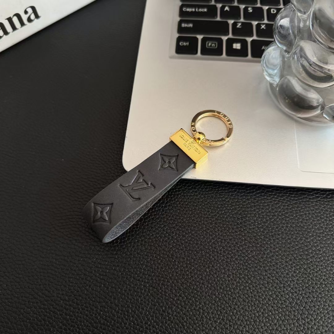 Yebo Fashion EliteCarry Keychain