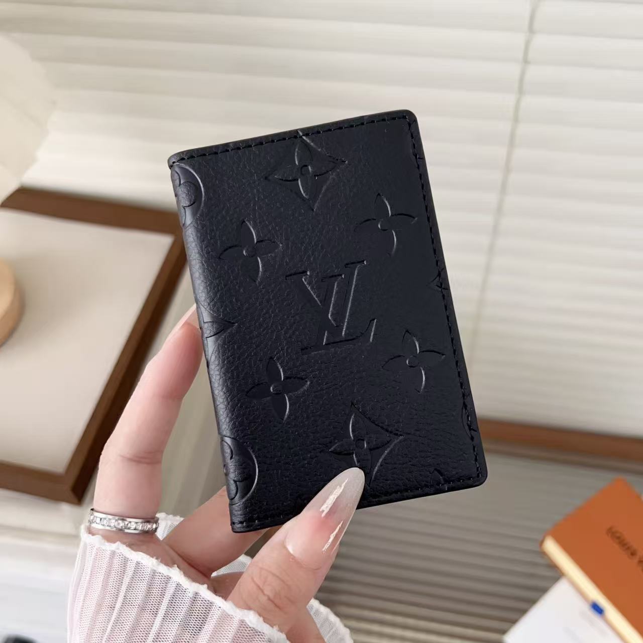 Yebo Fashion Luxurious Card Cases