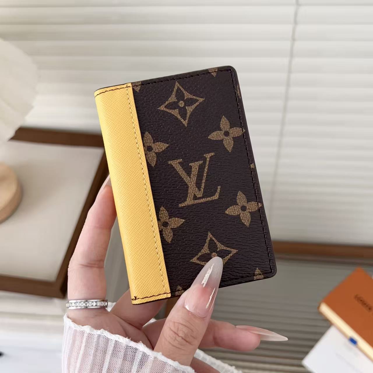 Yebo Fashion Luxurious Card Cases