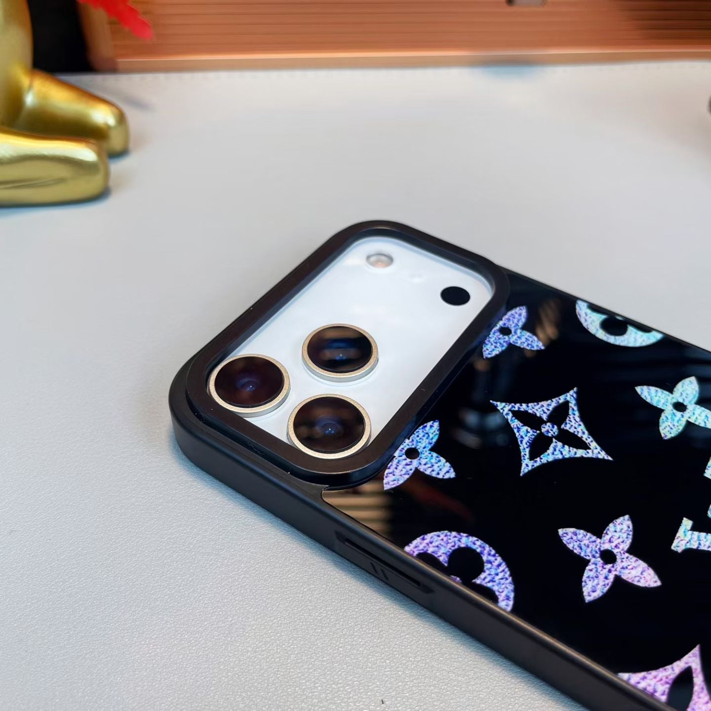 Yebo Fashion Luxury iPhone Case