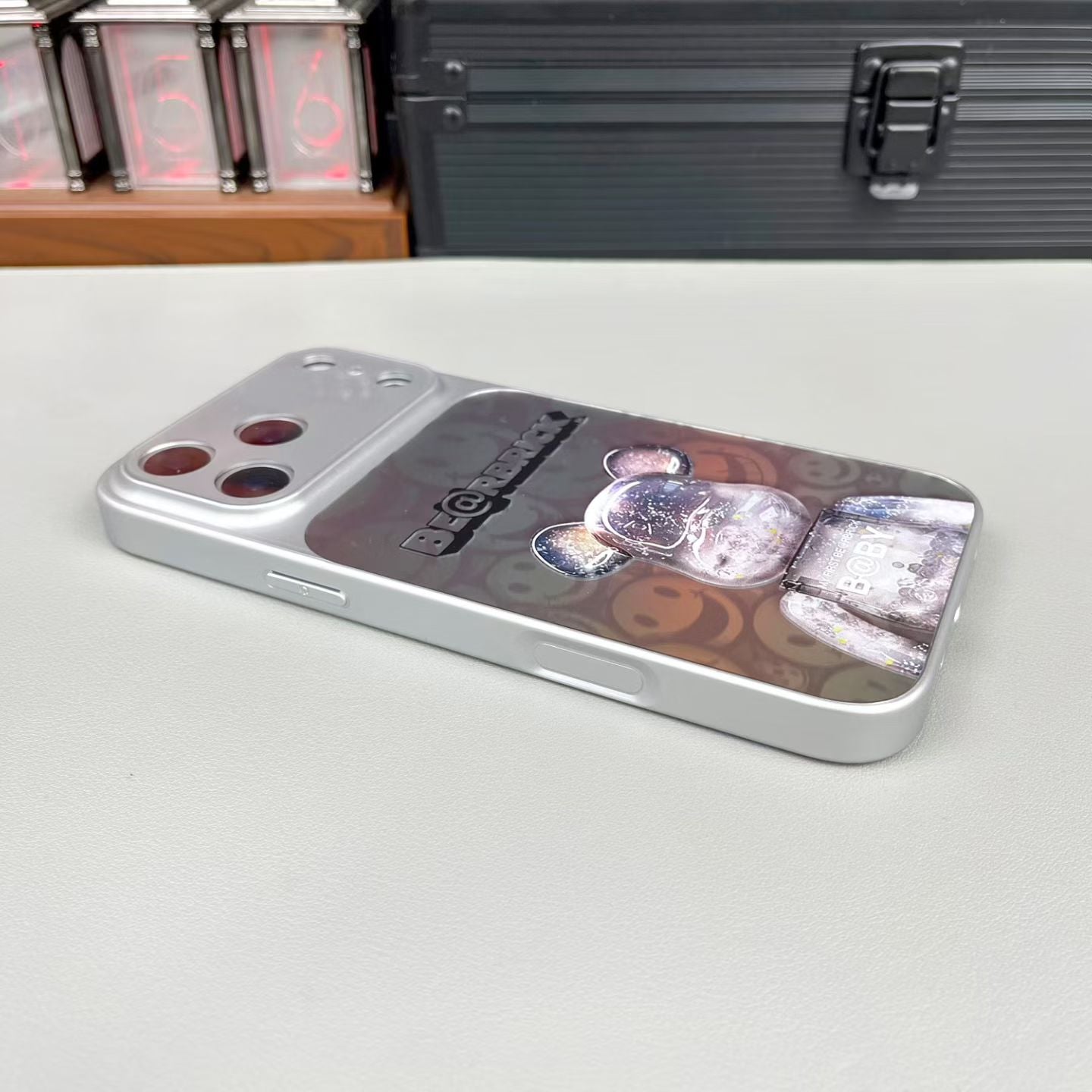 Yebo Fashion Sleek Everyday iPhone Case