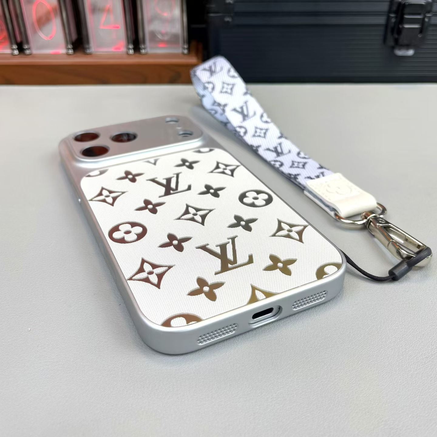 Yebo Fashion Modern Fit iPhone Protective Case