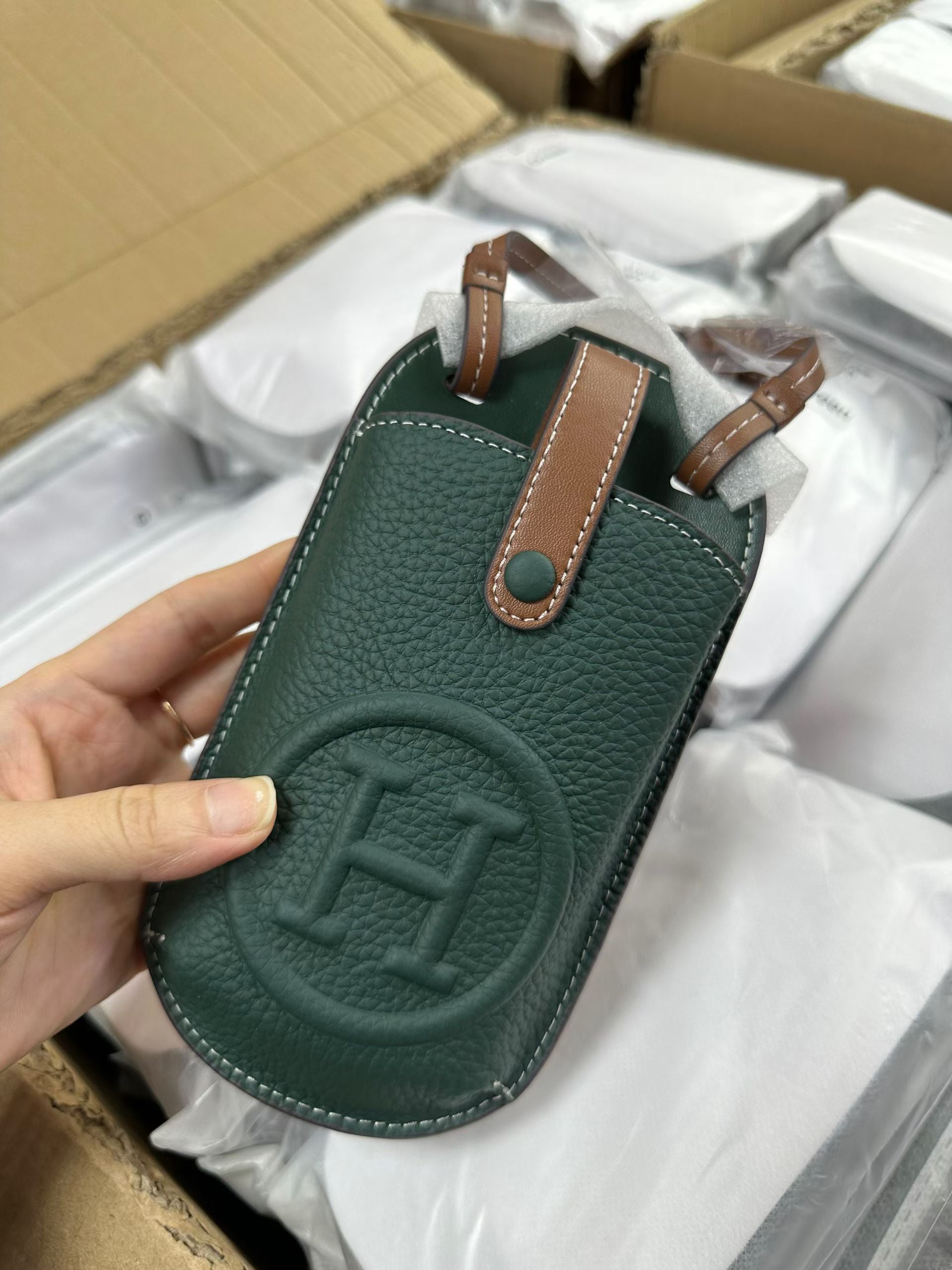 Gorgeous Cross Body Bags