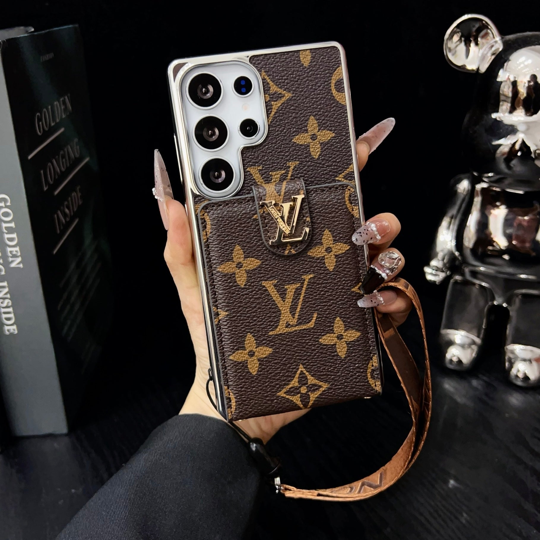 Yebo Fashion Lightweight Slim iPhone Protector