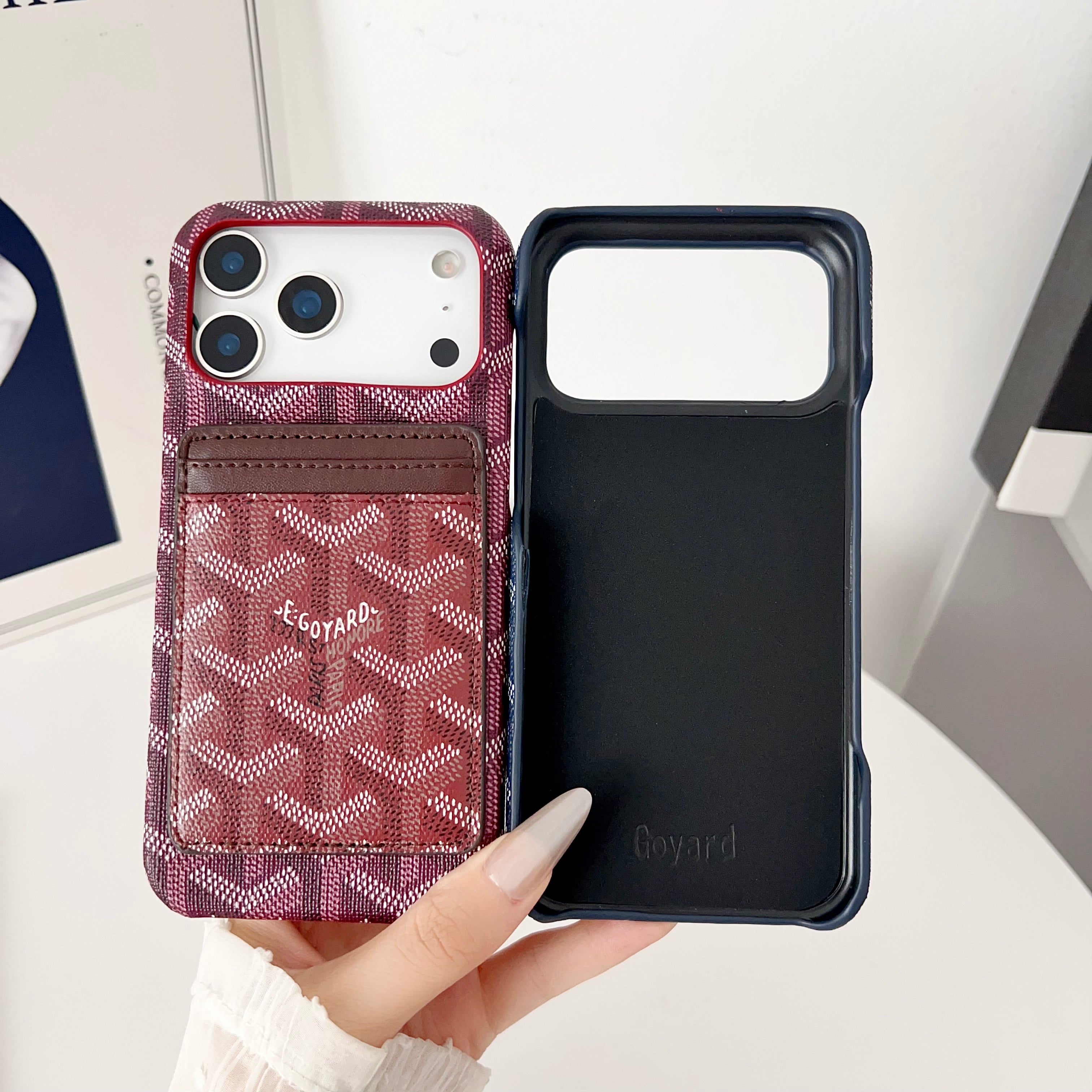 Yebo Fashion Elegant and Shock-Absorbing iPhone Case