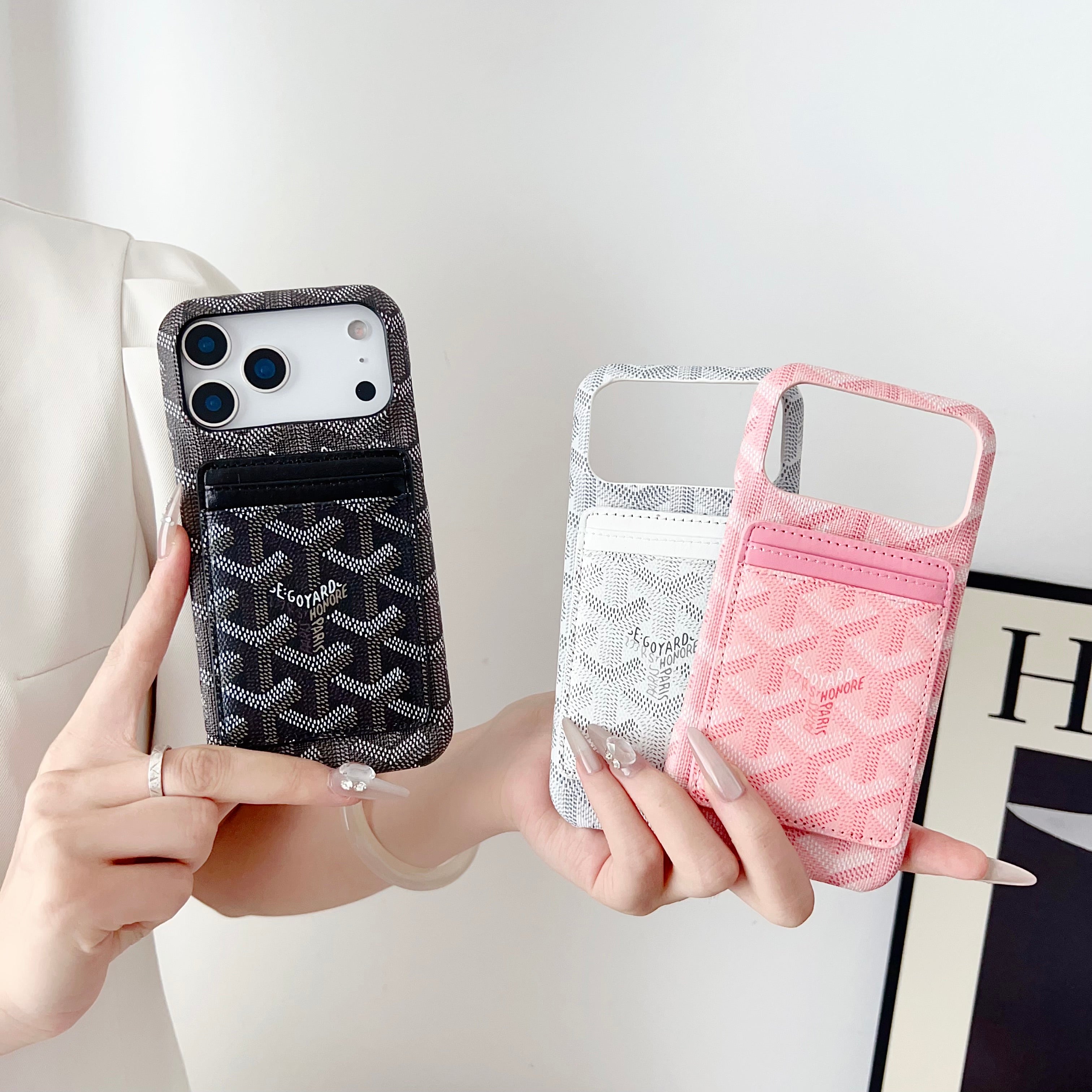Yebo Fashion Elegant and Shock-Absorbing iPhone Case
